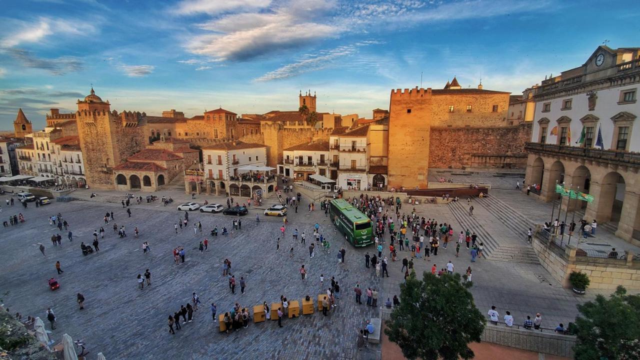 Hostal Martes Caceres Plaza Mayor - Tercer Piso Sin Ascensor Exteriör bild