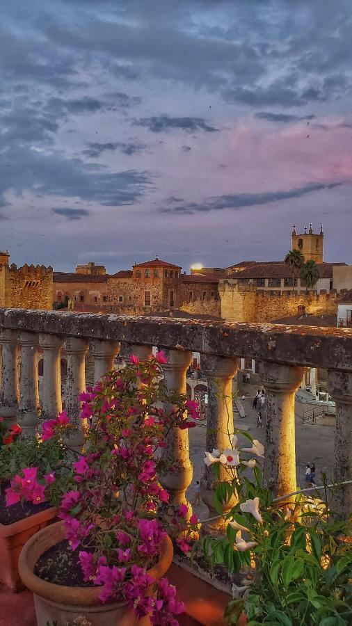 Hostal Martes Caceres Plaza Mayor - Tercer Piso Sin Ascensor Exteriör bild
